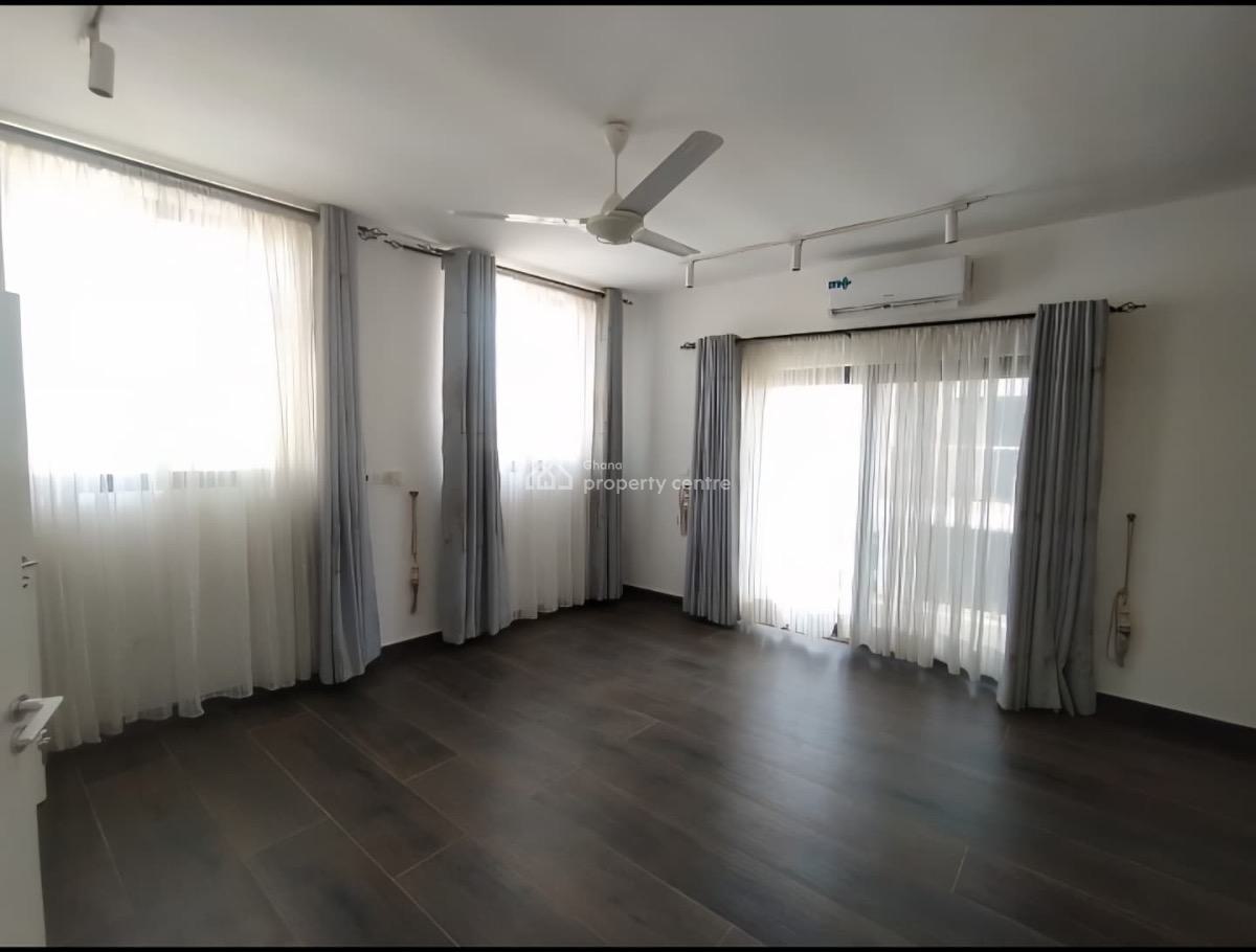 4 Bedroom Townhouse in a Gated Community, Tseaddo, East Airport, Airport Residential Area, Accra, Townhouse for Sale