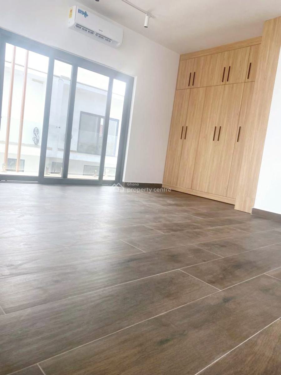 4 Bedroom Townhouse in a Gated Community, Tseaddo, East Airport, Airport Residential Area, Accra, Townhouse for Sale