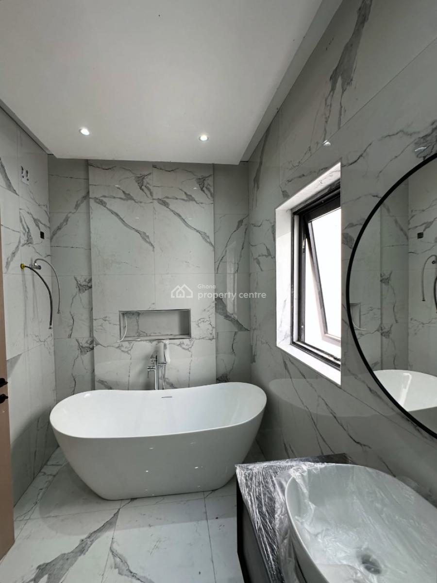 Executive 4 Bedrooms, Ashaley Botwe, Adenta Municipal, Accra, House for Sale