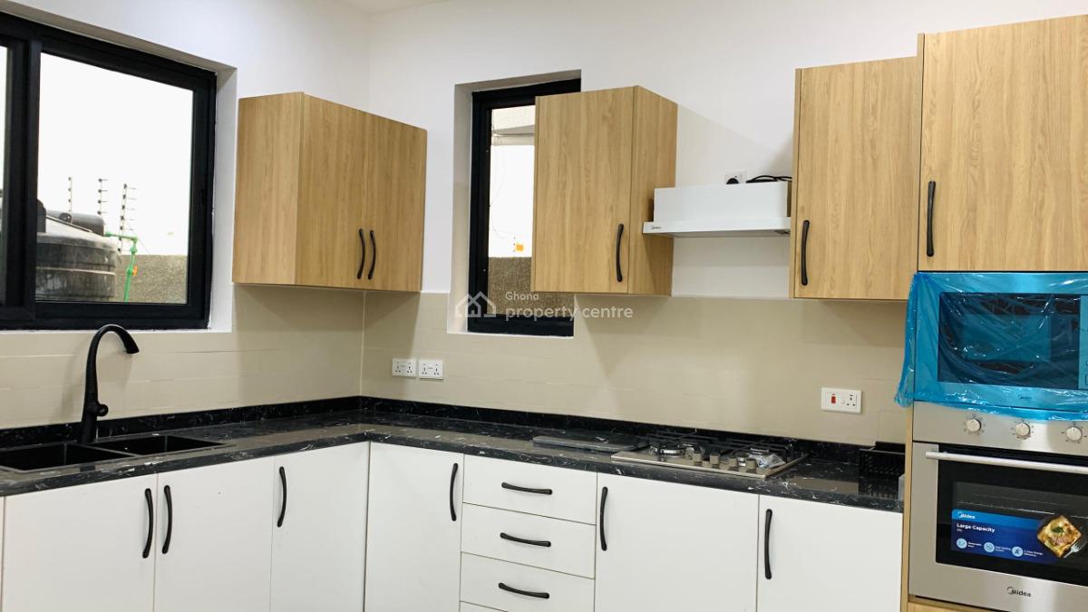 Executive Newly Built 4 Bedrooms, Community 25, Tema, Accra, House for Sale
