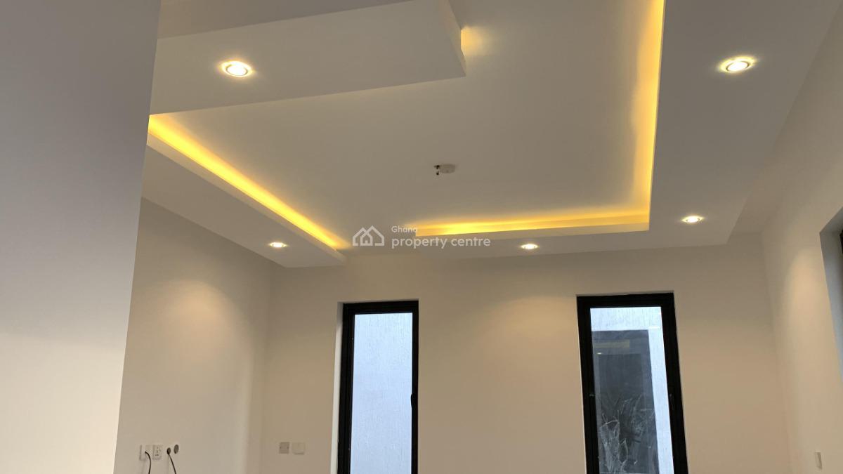 Executive Newly Built 4 Bedrooms, Community 25, Tema, Accra, House for Sale