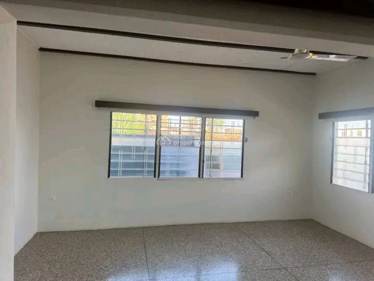 Decent 4-bedroom House, Tantra Hill, Ga West Municipal, Accra, House for Rent