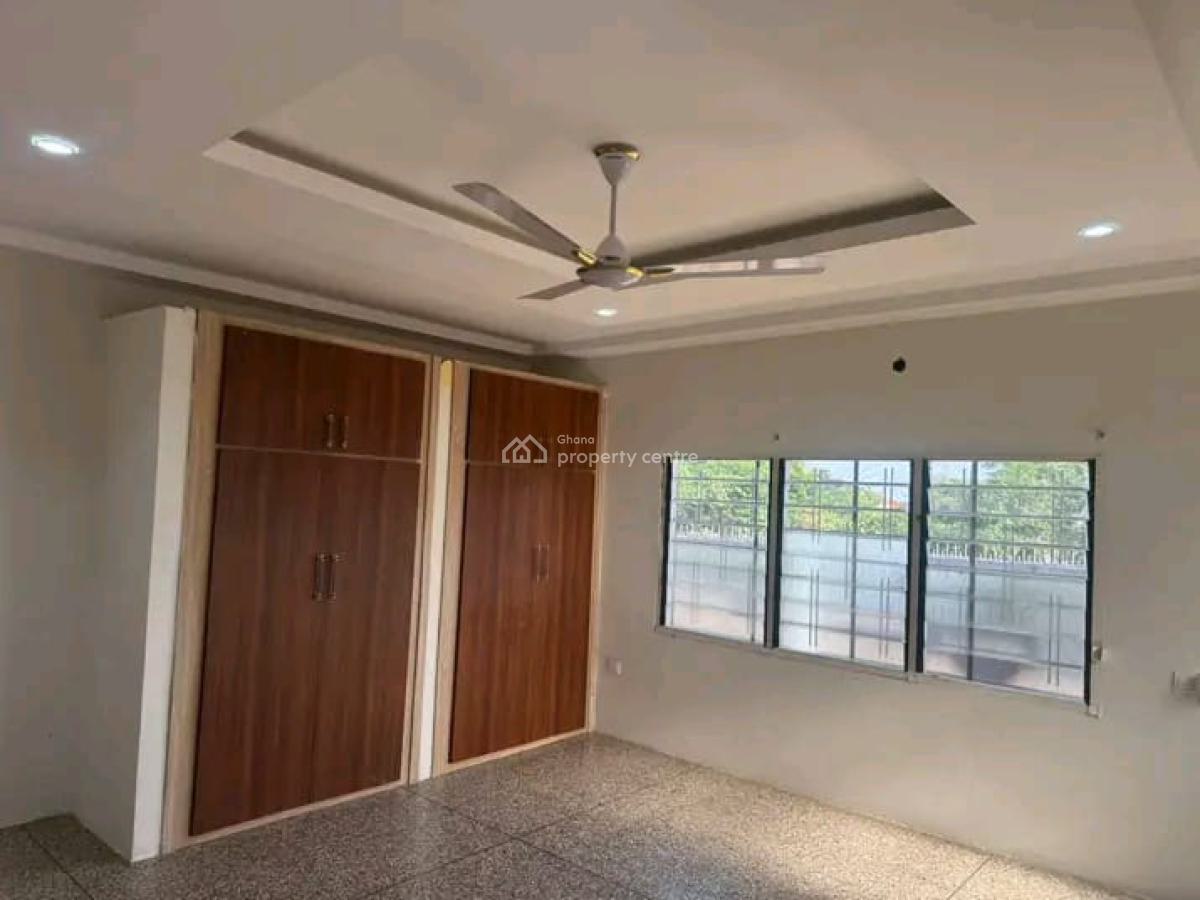 Decent 4-bedroom House, Tantra Hill, Ga West Municipal, Accra, House for Rent