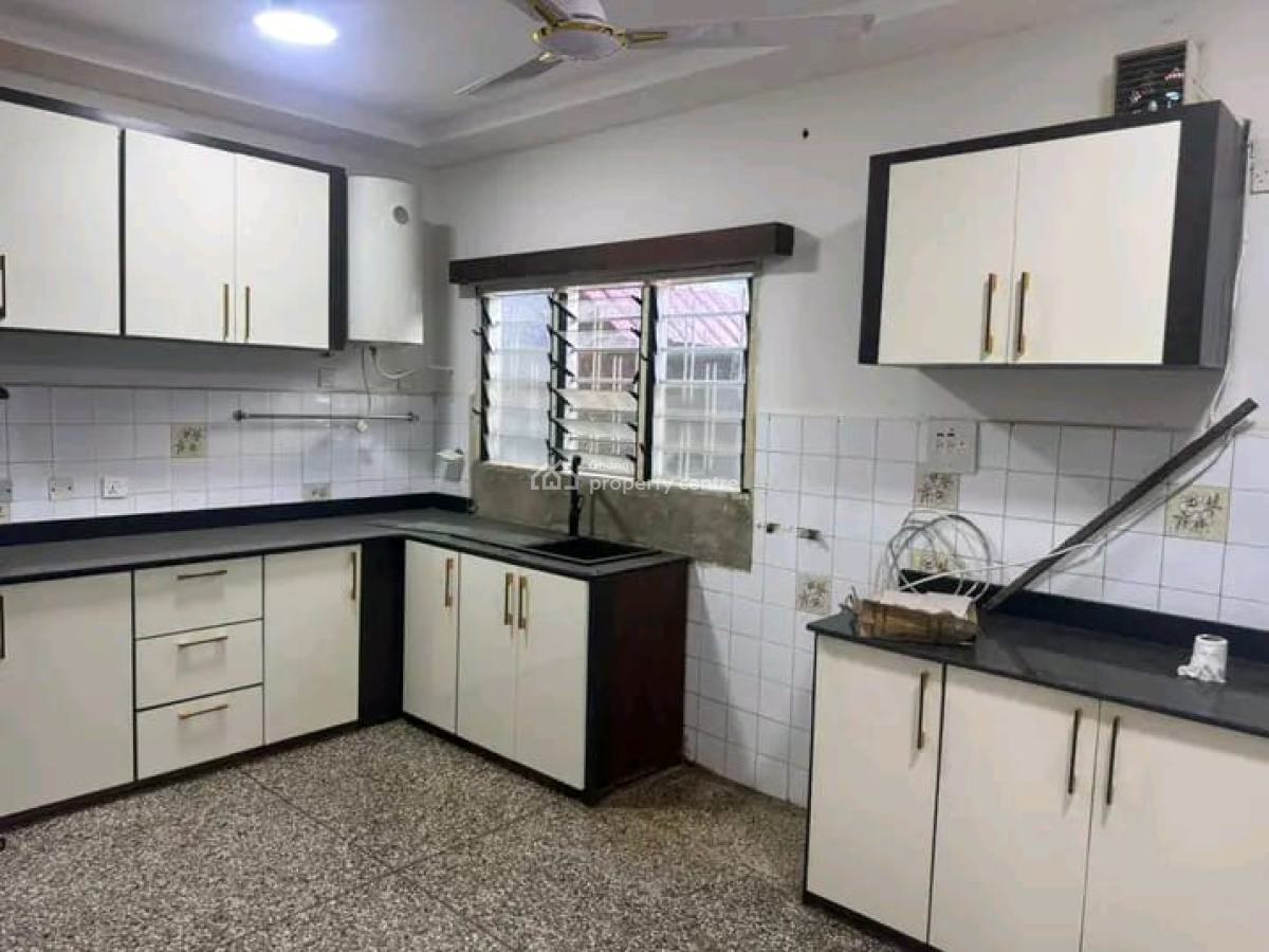 Decent 4-bedroom House, Tantra Hill, Ga West Municipal, Accra, House for Rent