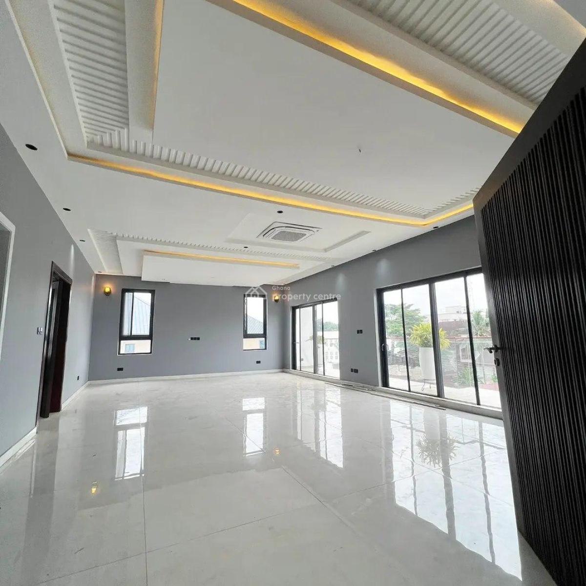 Executive 6-bedroom Townhouse, East Legon, Accra, Townhouse for Sale