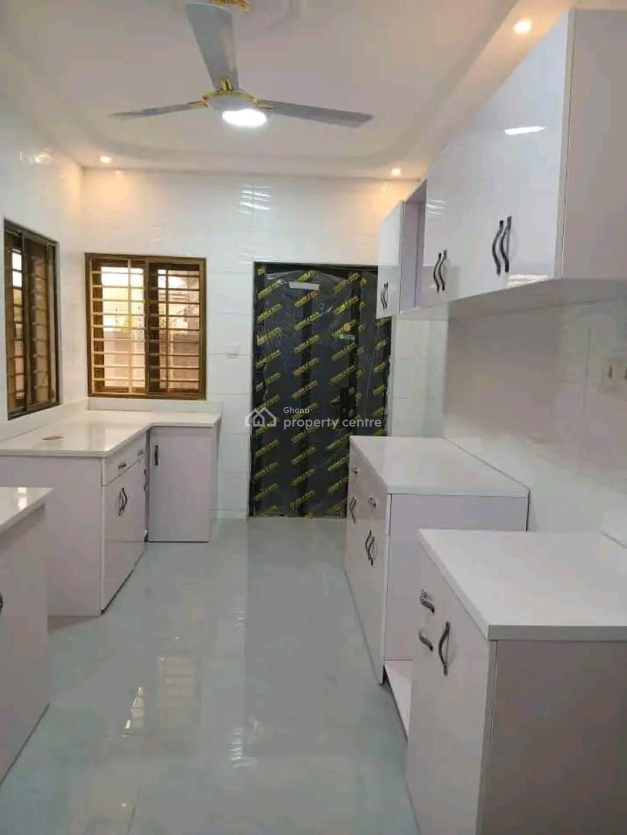 Decent 5-bedroom House, Spintex, Accra, House for Rent