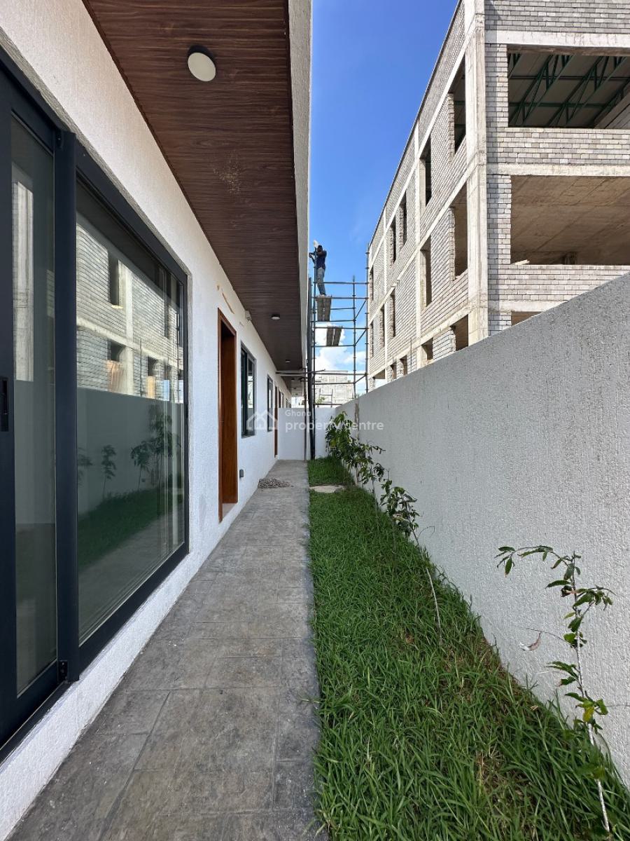 Executive 5 Bedroom, Tse Addo, Accra, House for Sale
