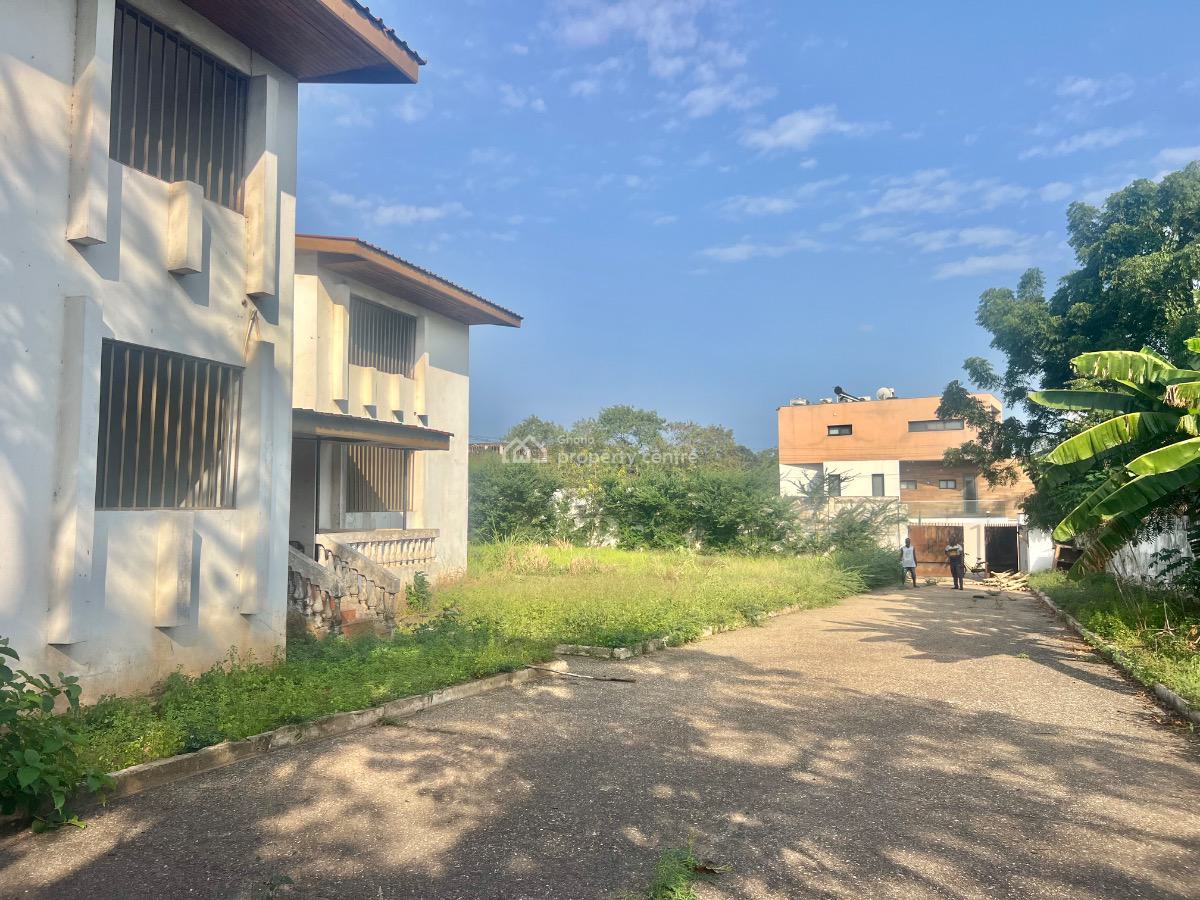 Acre of Land in Cantonments, Cantonments,accra, Cantonments, Accra, Mixed-use Land for Sale