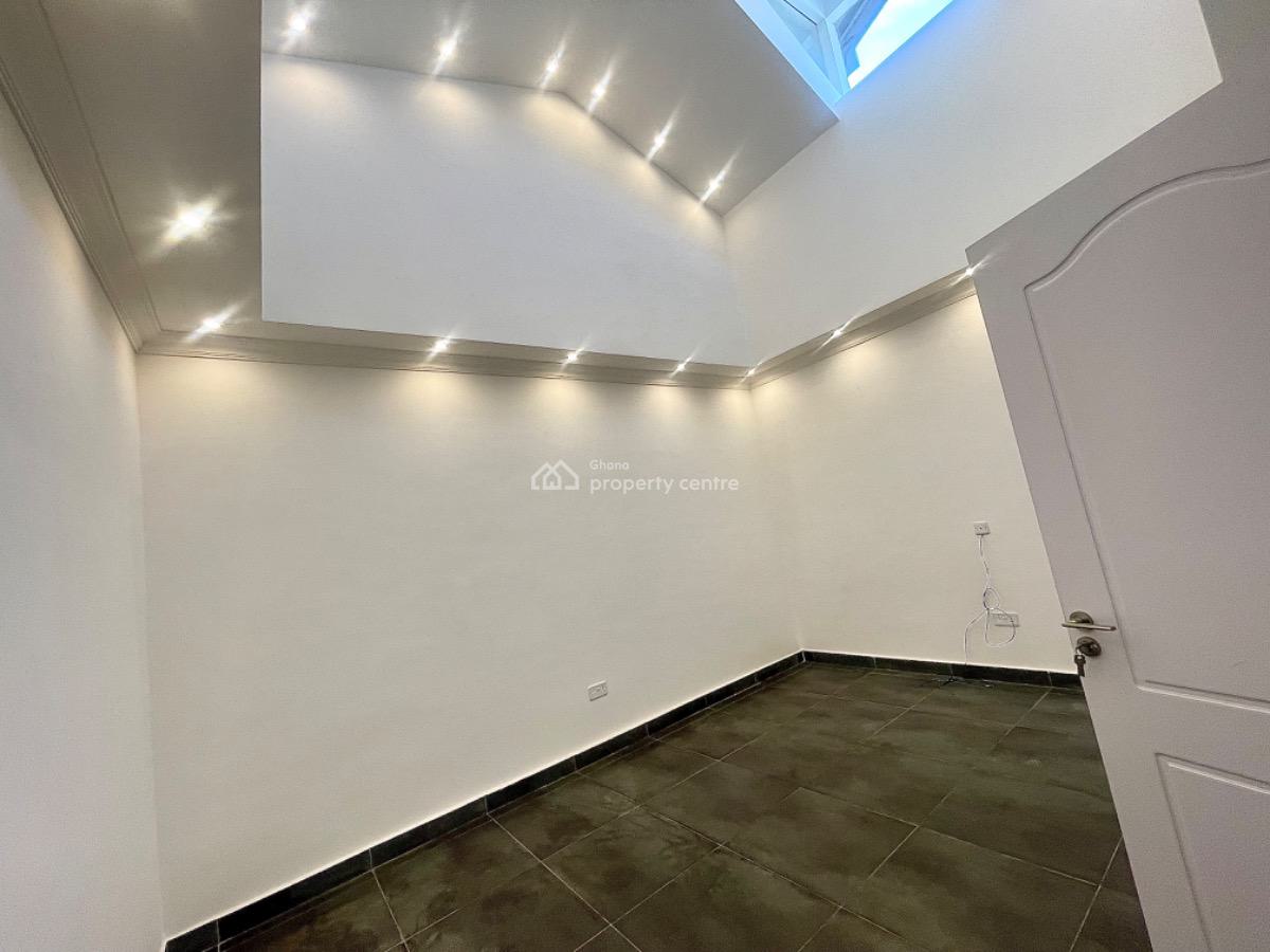 5 Bedroom Self Compound House with Pool, North Labone, Accra, House for Rent