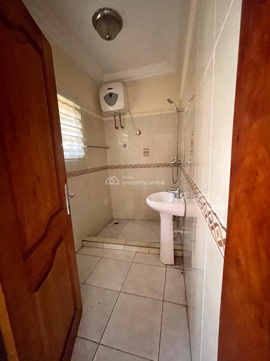 3 Bedroom House Ideal for Office, North Labone, Accra, Semi-detached Duplex for Rent