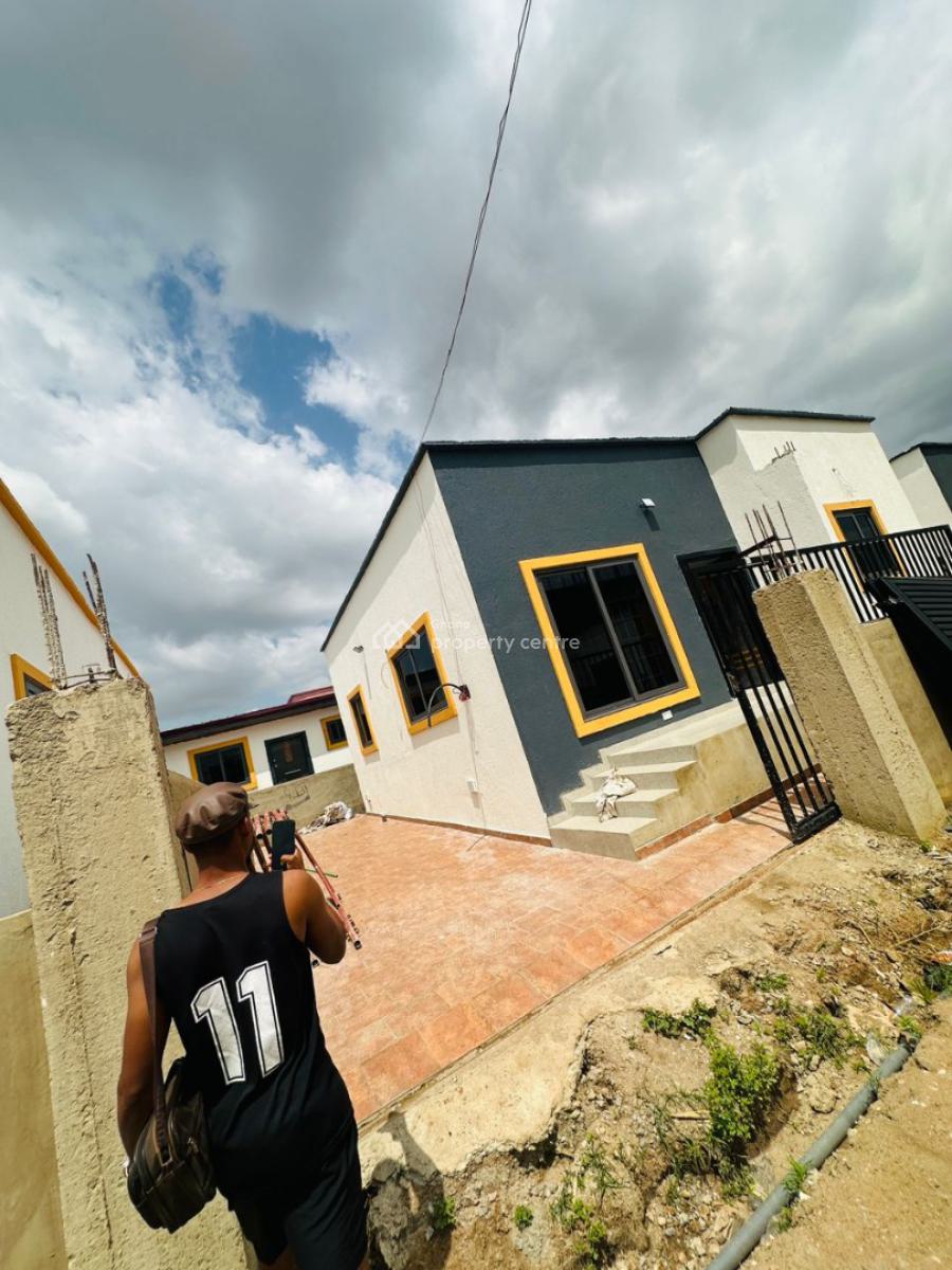 Executive 3-bedroom House, Amasaman, Ga West Municipal, Accra, House for Sale