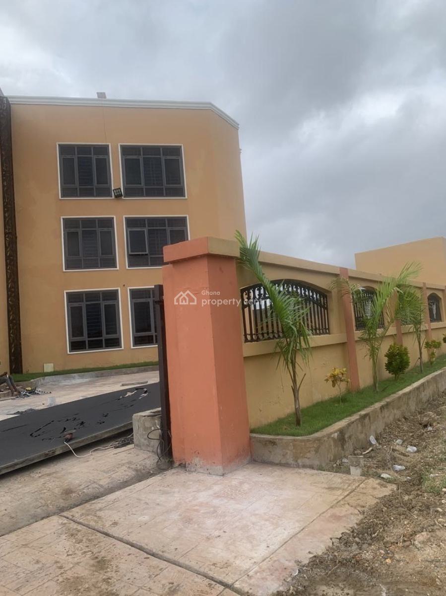 2 Bedroom, School Junction, Ashaley Botwe, Adenta Municipal, Accra, Apartment for Rent