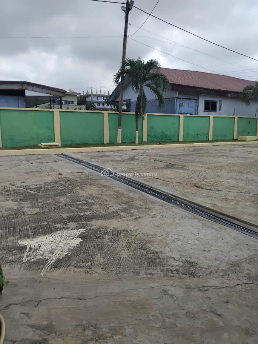 Luxury 8 Bedroom House, Community 6, Tema, Accra, House for Rent