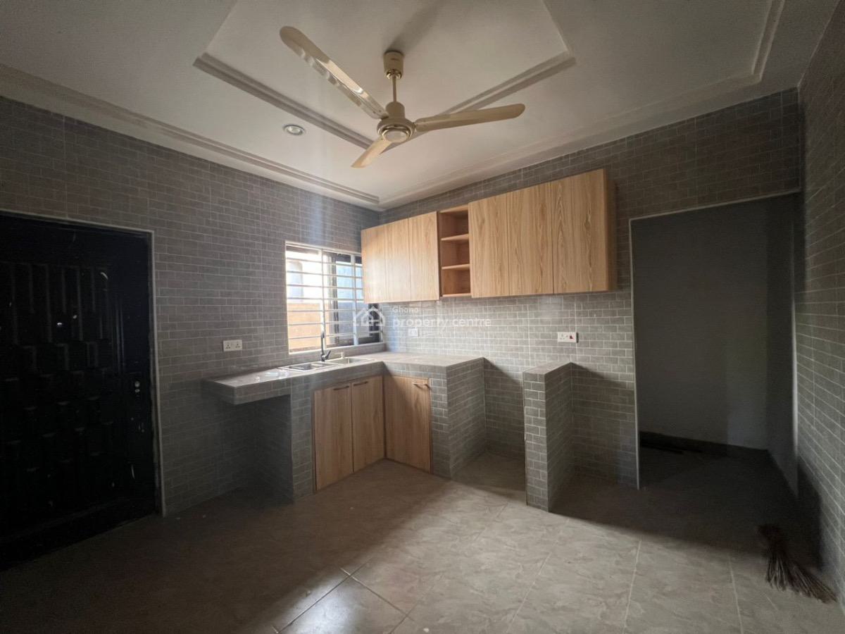 3 Bedroom House, Amrahia, Adenta Municipal, Accra, Detached Bungalow for Sale