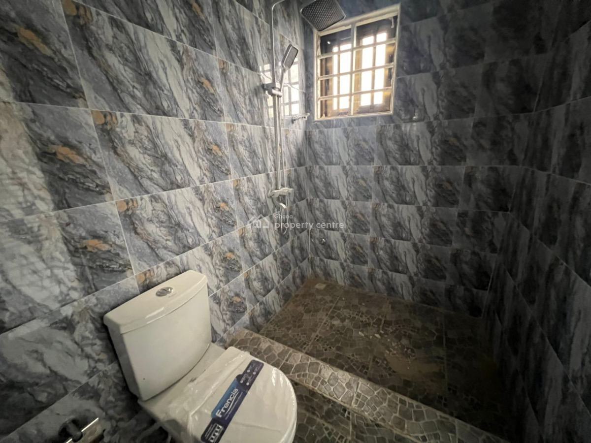 3 Bedroom House, Amrahia, Adenta Municipal, Accra, Detached Bungalow for Sale