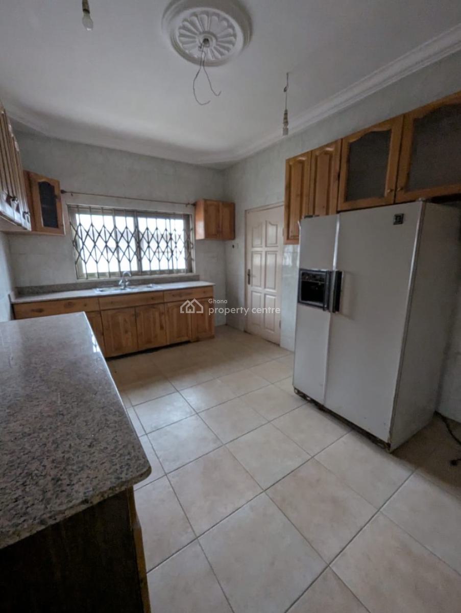 Free Hold 7 Bedroom House, Cfc, Achimota, Accra, House for Sale