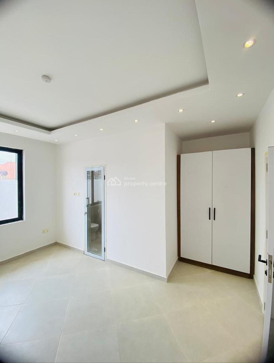 Executive 4 Bedroom, Spintex, Accra, House for Sale