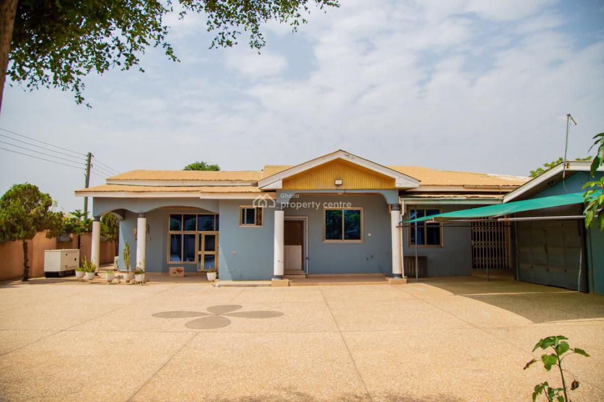 5 Bedroom House at Tema Comm 25 Afienya, Afienya Tema Comm 25, Accra Metropolitan, Accra, House for Sale