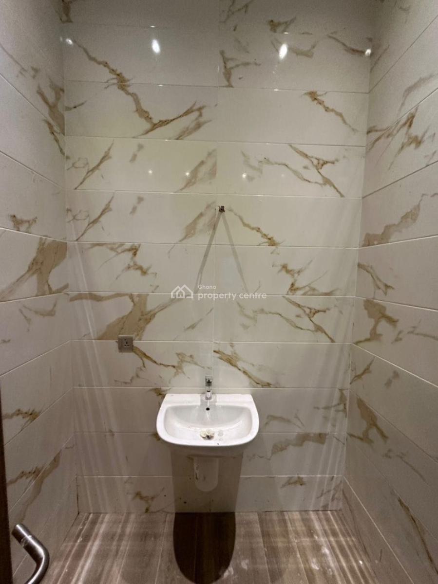 3 Bedrooms, Rehoboth Estate, Oyarifa, La Nkwantanang Madina Municipal, Accra, Detached Bungalow for Sale