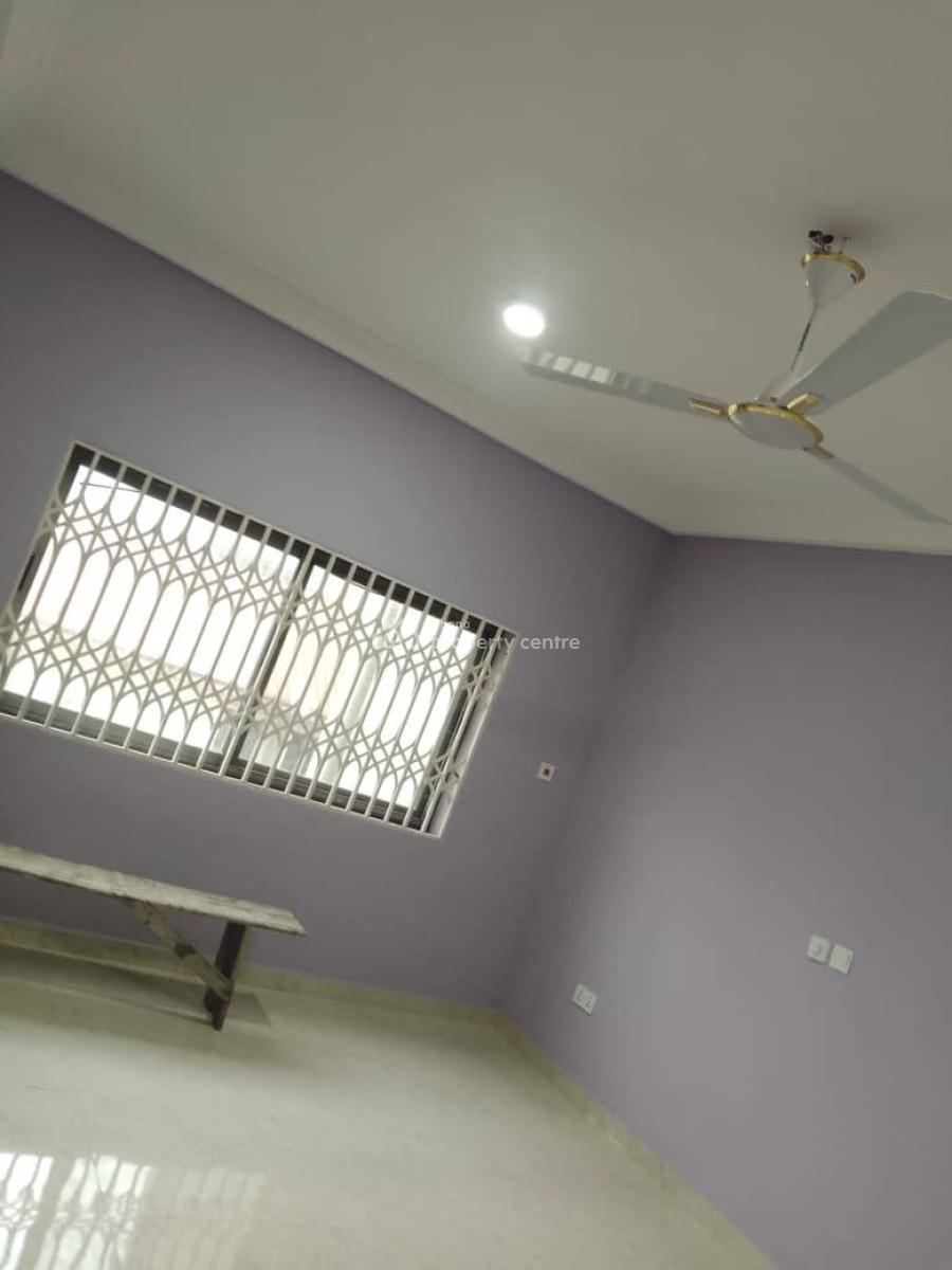 3 Bedrooms, Ablekuma Highway Amormorley, Pokuase (pokoasi), Ga West Municipal, Accra, Apartment for Rent