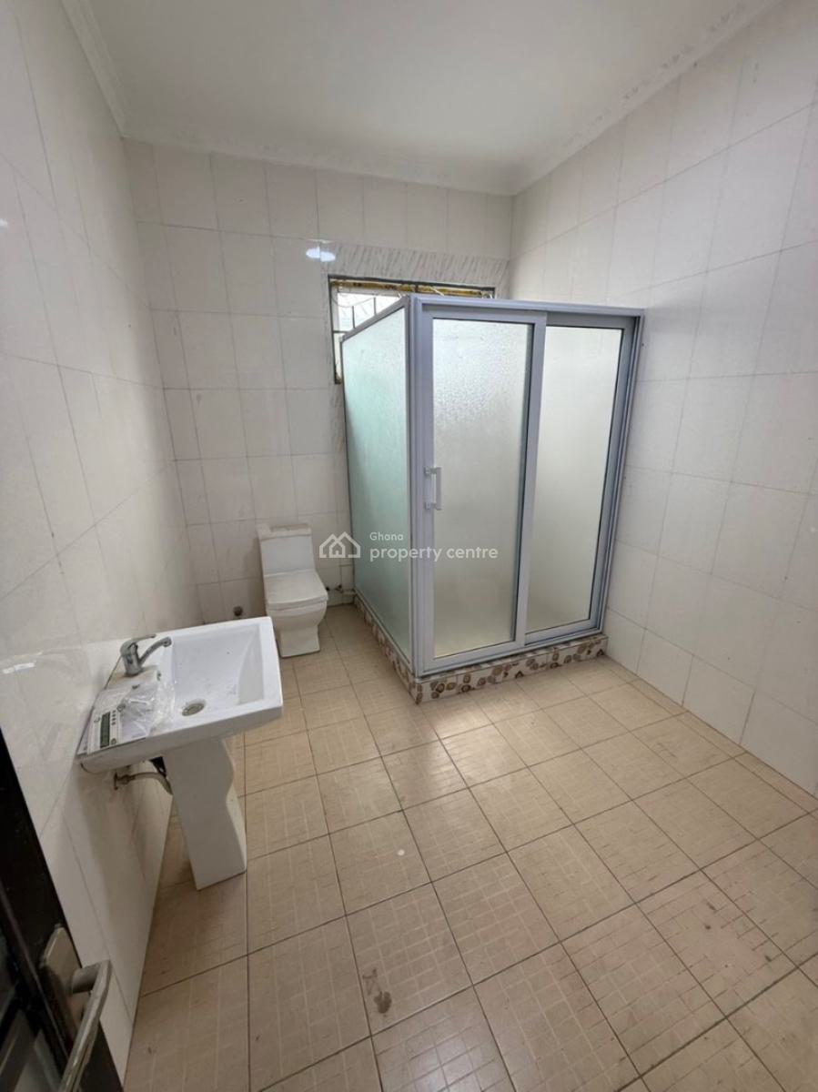 7 Bedrooms Detached Duplex, Community 12, Tema, Accra, Detached Duplex for Rent