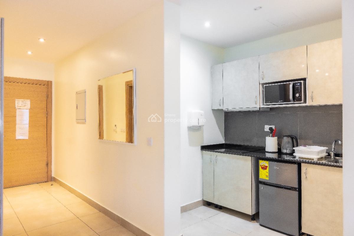 Furnished Studio with Swimming Pool and Gym, Airport Residential Area, Accra, Single Room Self Contained Short Let