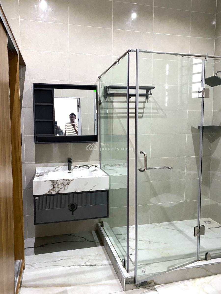 2 Bedrooms Apartment in East Airport, East Airport, East Airport, Airport Residential Area, Accra, Apartment for Rent