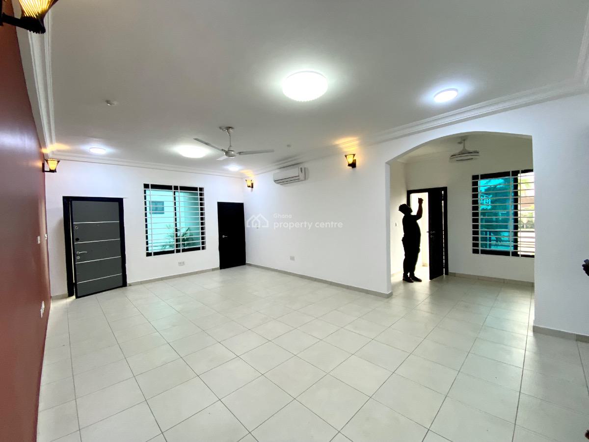 2 Bedrooms Apartment in East Airport, East Airport, East Airport, Airport Residential Area, Accra, Apartment for Rent