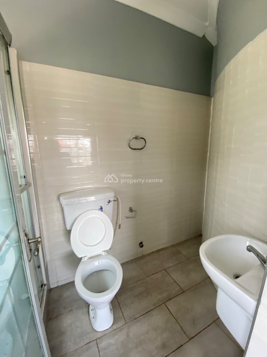 3 Bedrooms House West Trassaco, West Trassaco, Adjiringanor, East Legon, Accra, House for Rent