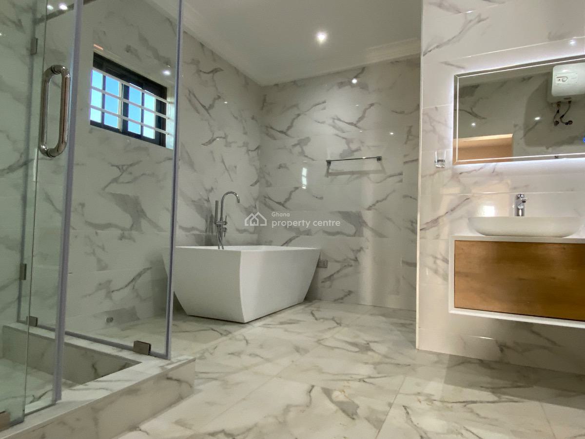 4 Bedrooms House at Lakeside Estates, Lakeside Estates, Adenta Municipal, Accra, House for Sale