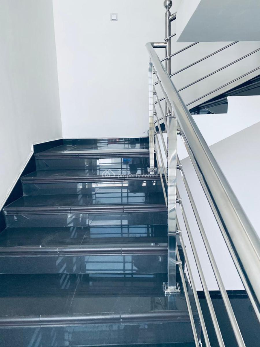 4 Bedrooms House Lakeside Estates, Lakeside Estates, Adenta Municipal, Accra, Detached Duplex for Sale