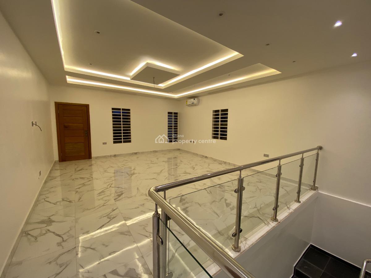 4 Bedrooms Mansion at Lakeside Estates, Lakeside Estate, Adenta Municipal, Accra, House for Sale