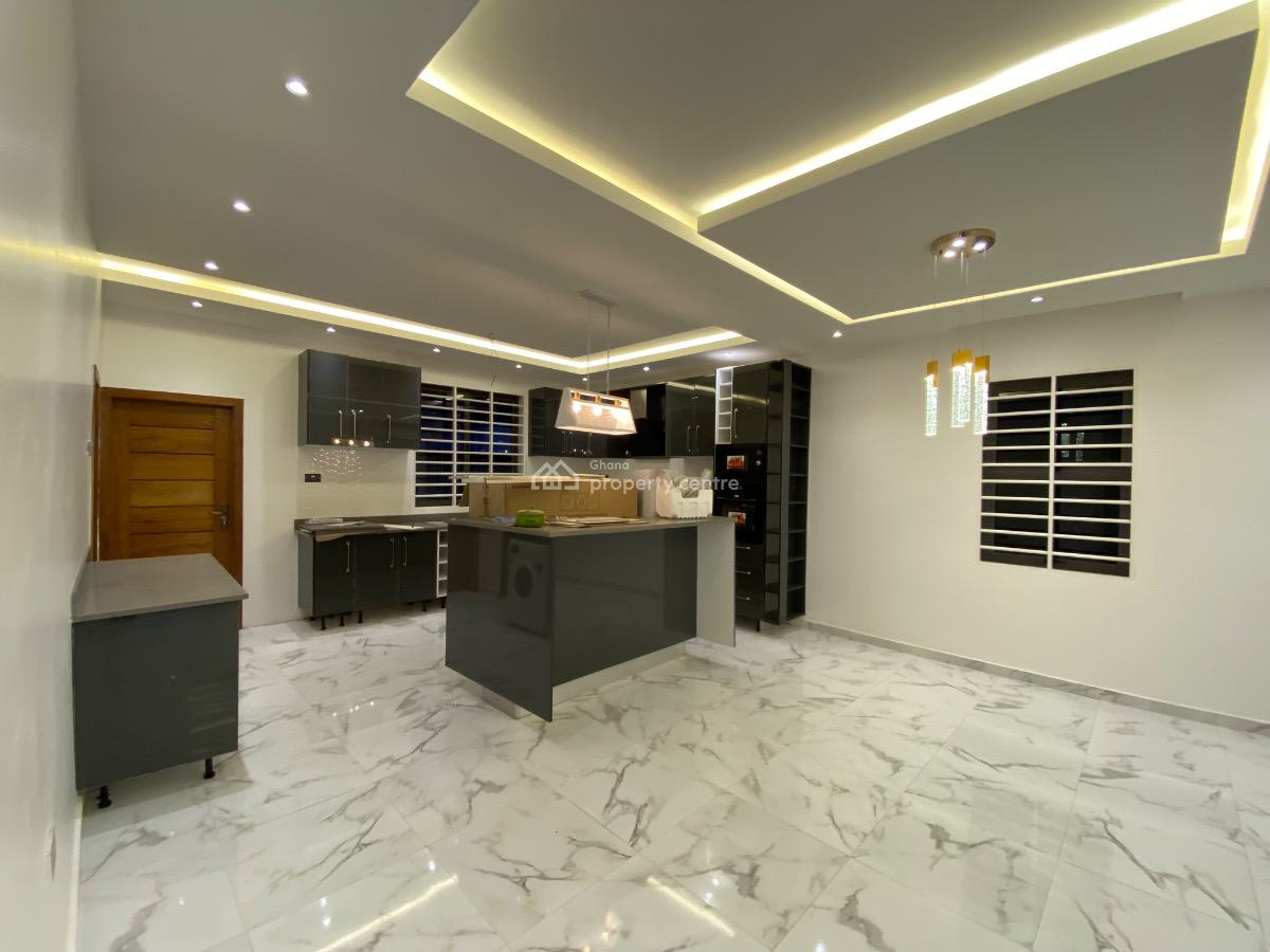 4 Bedrooms Mansion at Lakeside Estates, Lakeside Estate, Adenta Municipal, Accra, House for Sale