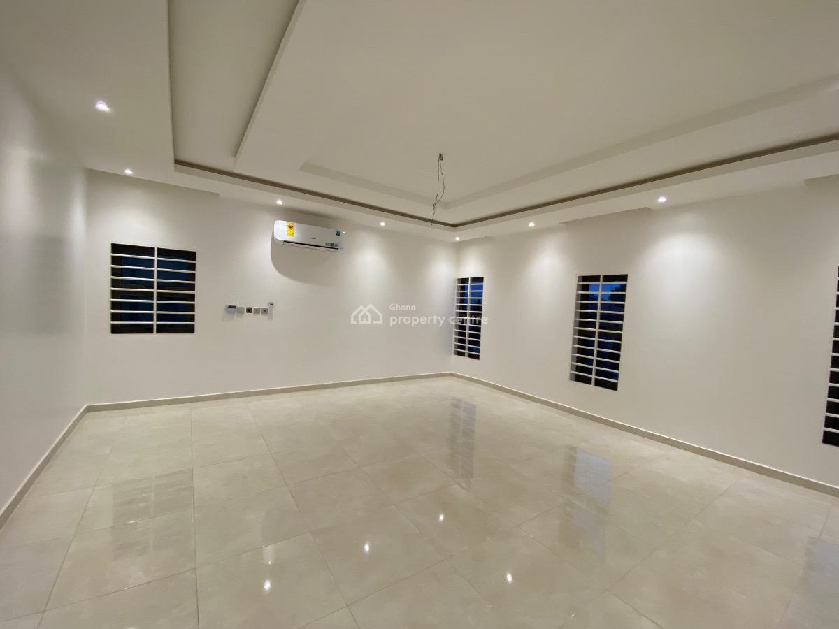 4 Bedrooms Mansion at Lakeside Estates, Lakeside Estate, Adenta Municipal, Accra, House for Sale