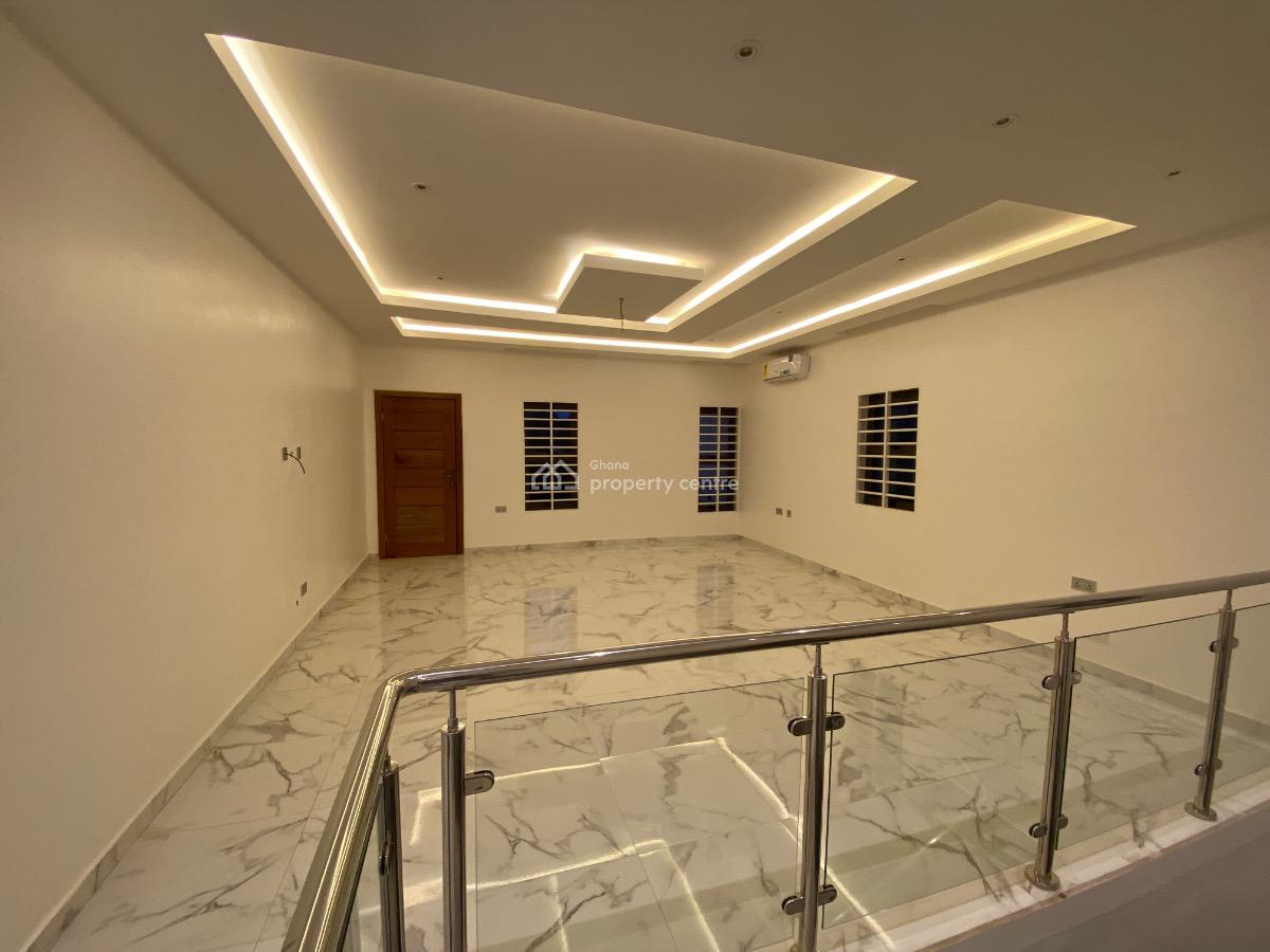 4 Bedrooms Mansion at Lakeside Estates, Lakeside Estate, Adenta Municipal, Accra, House for Sale
