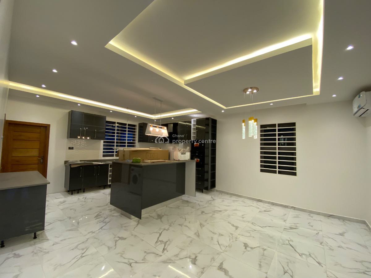 4 Bedrooms Mansion at Lakeside Estates, Lakeside Estate, Adenta Municipal, Accra, House for Sale