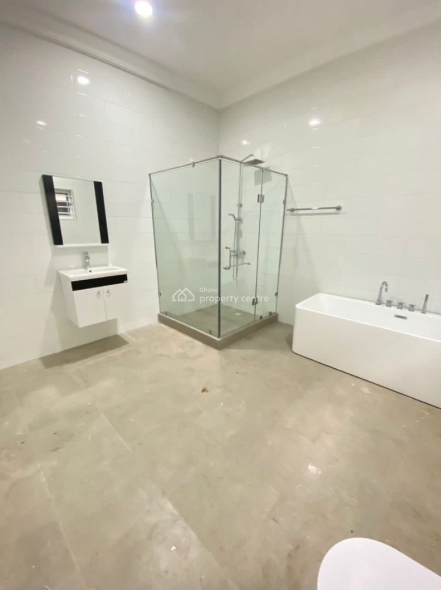 4 Bedrooms House at Lakeside Estates, Lakeside Estates, Adenta Municipal, Accra, House for Sale