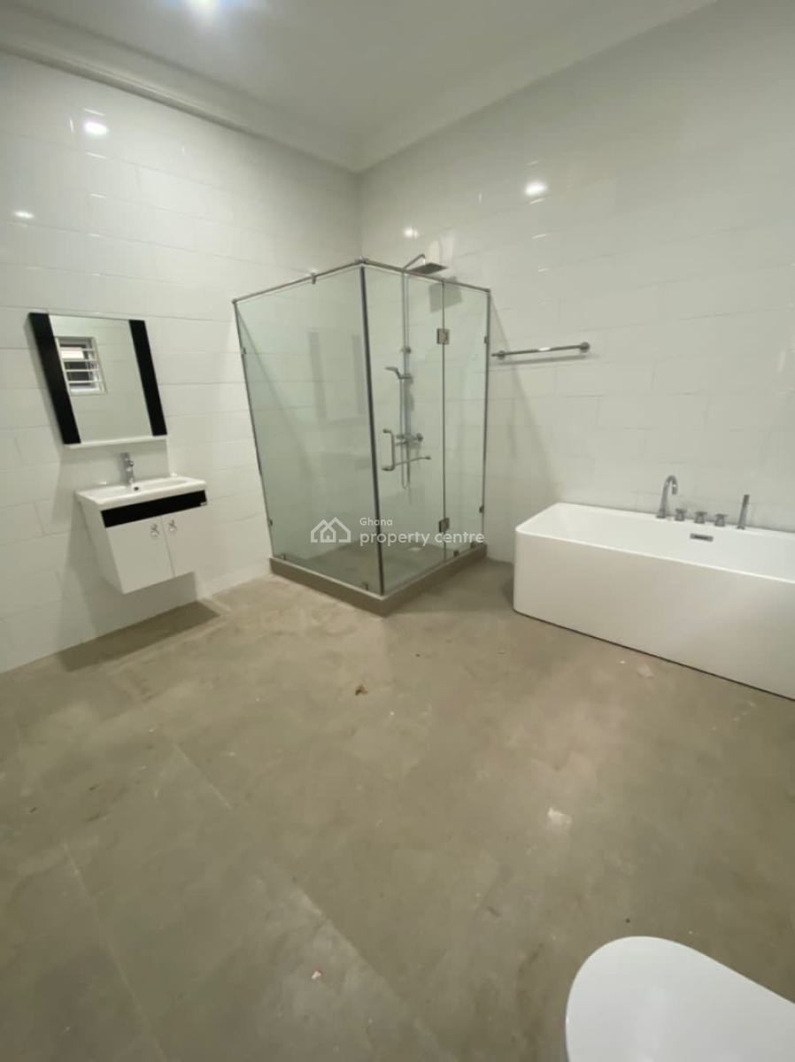 4 Bedrooms House at Lakeside Estates, Lakeside Estates, Adenta Municipal, Accra, House for Sale