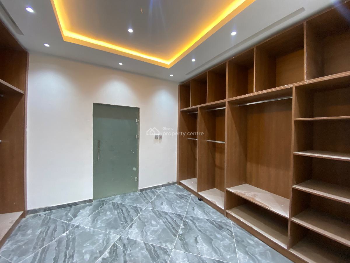 4 Bedrooms House at Lakeside Estates, Lakeside Estate, Adenta Municipal, Accra, House for Sale