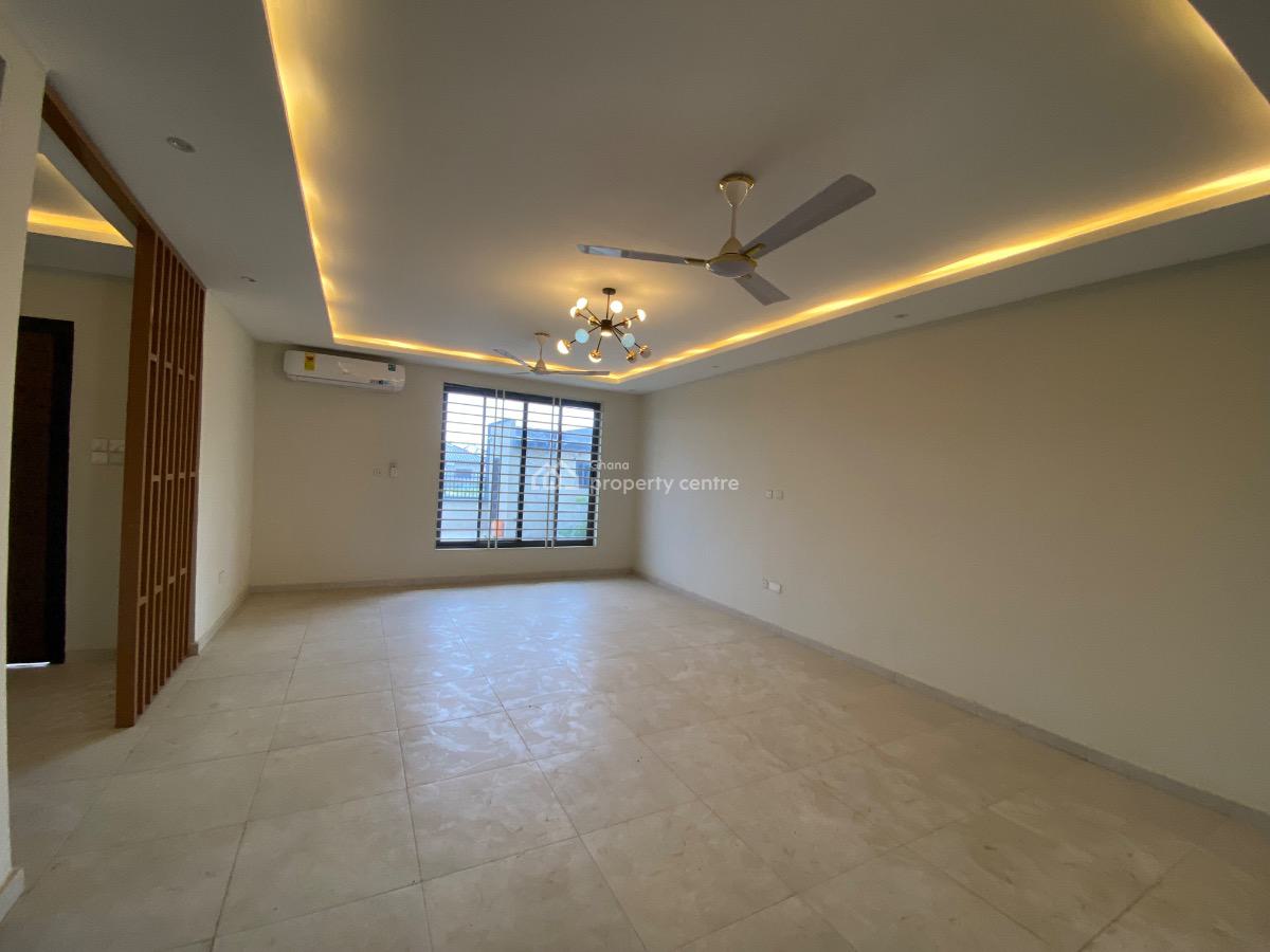 Luxury 4 Bedrooms Lakeside Estates, Lakeside Estates, Adenta Municipal, Accra, Detached Duplex for Sale