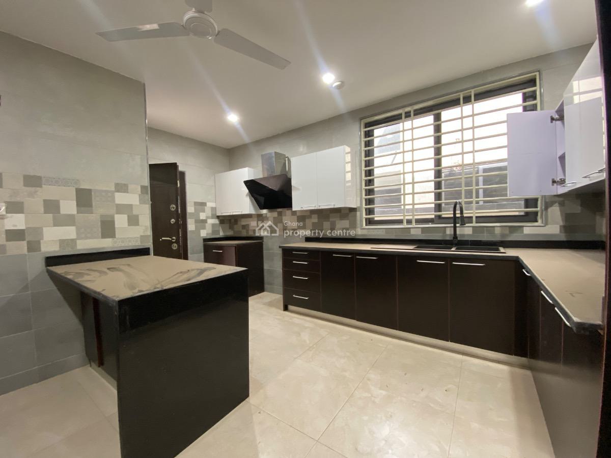 Luxury 4 Bedrooms Lakeside Estates, Lakeside Estates, Adenta Municipal, Accra, Detached Duplex for Sale