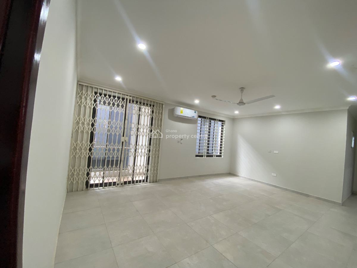 Luxury 4 Bedrooms Lakeside Estates, Lakeside Estates, Adenta Municipal, Accra, Detached Duplex for Sale