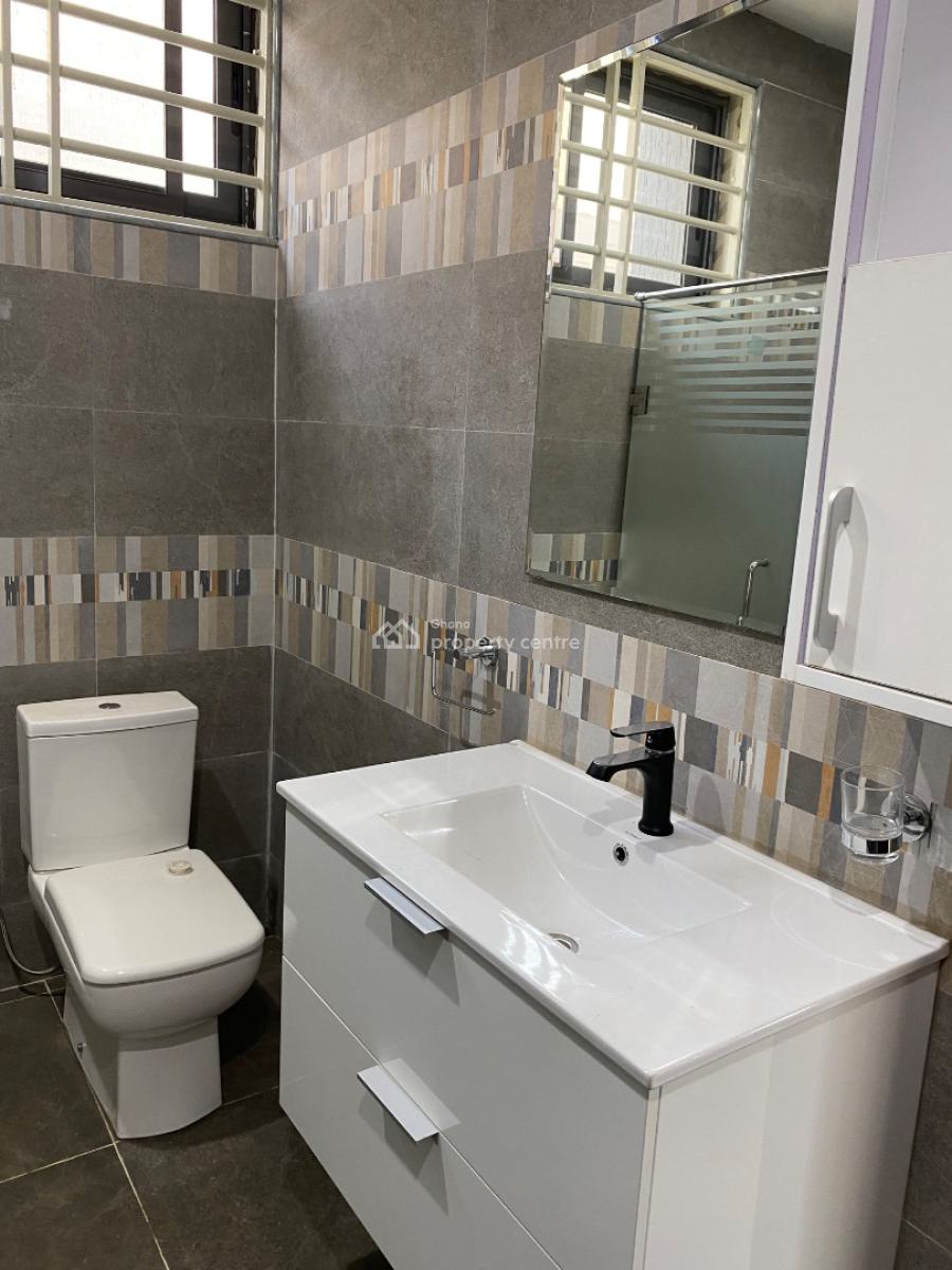 Luxury 4 Bedrooms Lakeside Estates, Lakeside Estates, Adenta Municipal, Accra, Detached Duplex for Sale