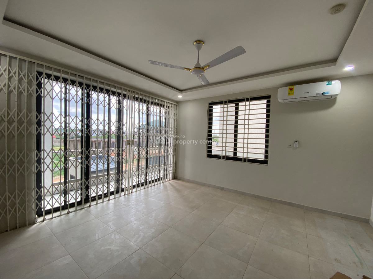 Luxury 4 Bedrooms Lakeside Estates, Lakeside Estates, Adenta Municipal, Accra, Detached Duplex for Sale