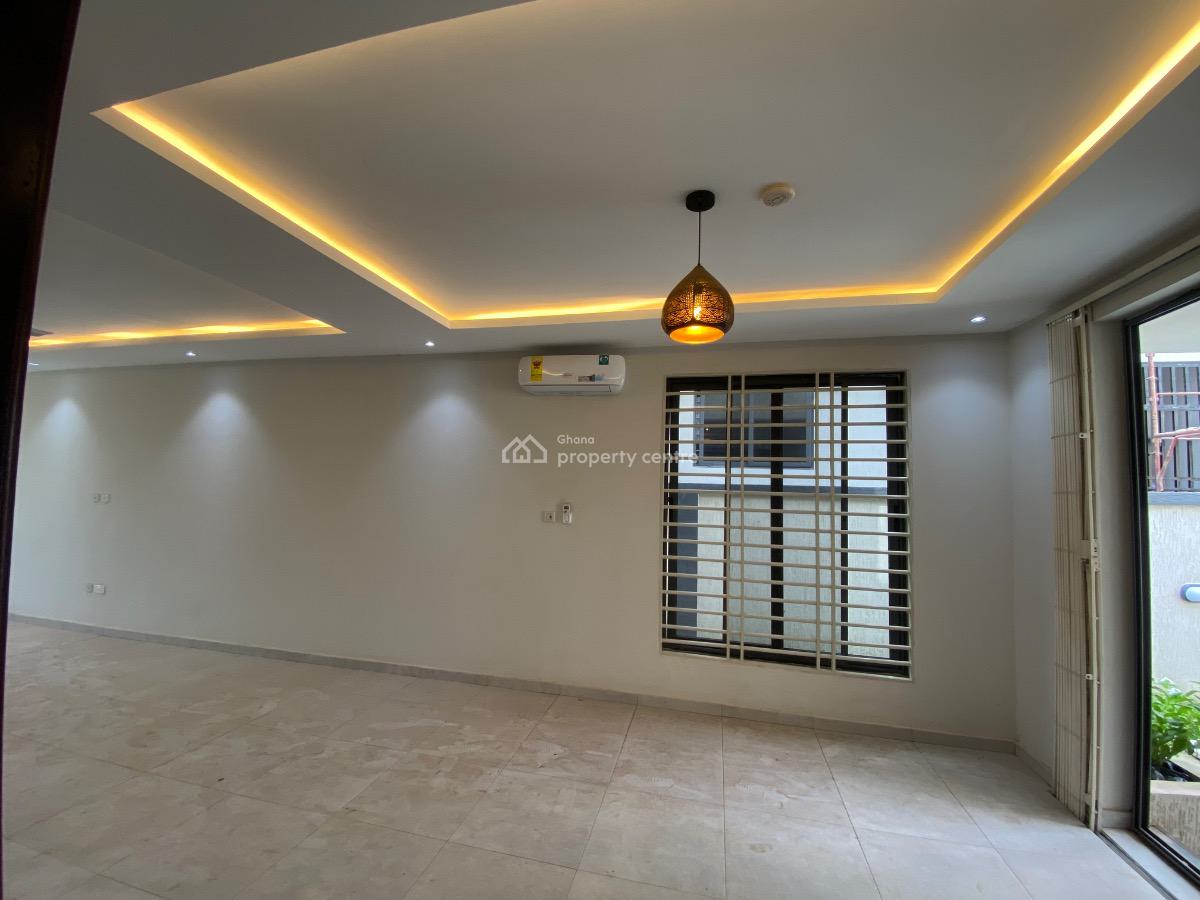 Luxury 4 Bedrooms Lakeside Estates, Lakeside Estates, Adenta Municipal, Accra, Detached Duplex for Sale
