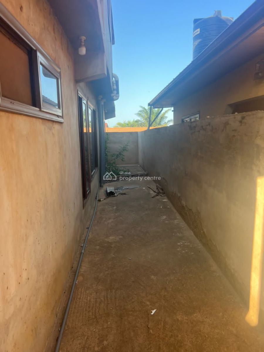 12bedrooms in Gulf City, Tema Gulf City, Tema, Accra, House for Sale