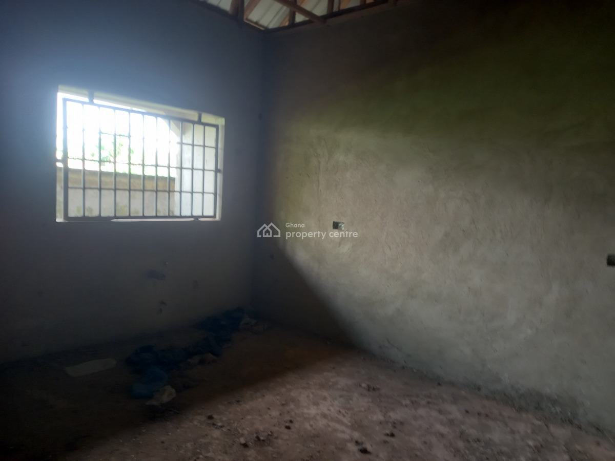 6 Bedrooms, Konkorli, Near Santasi/ Ahodwo Daban., Kumasi Metropolitan, Ashanti, House for Sale