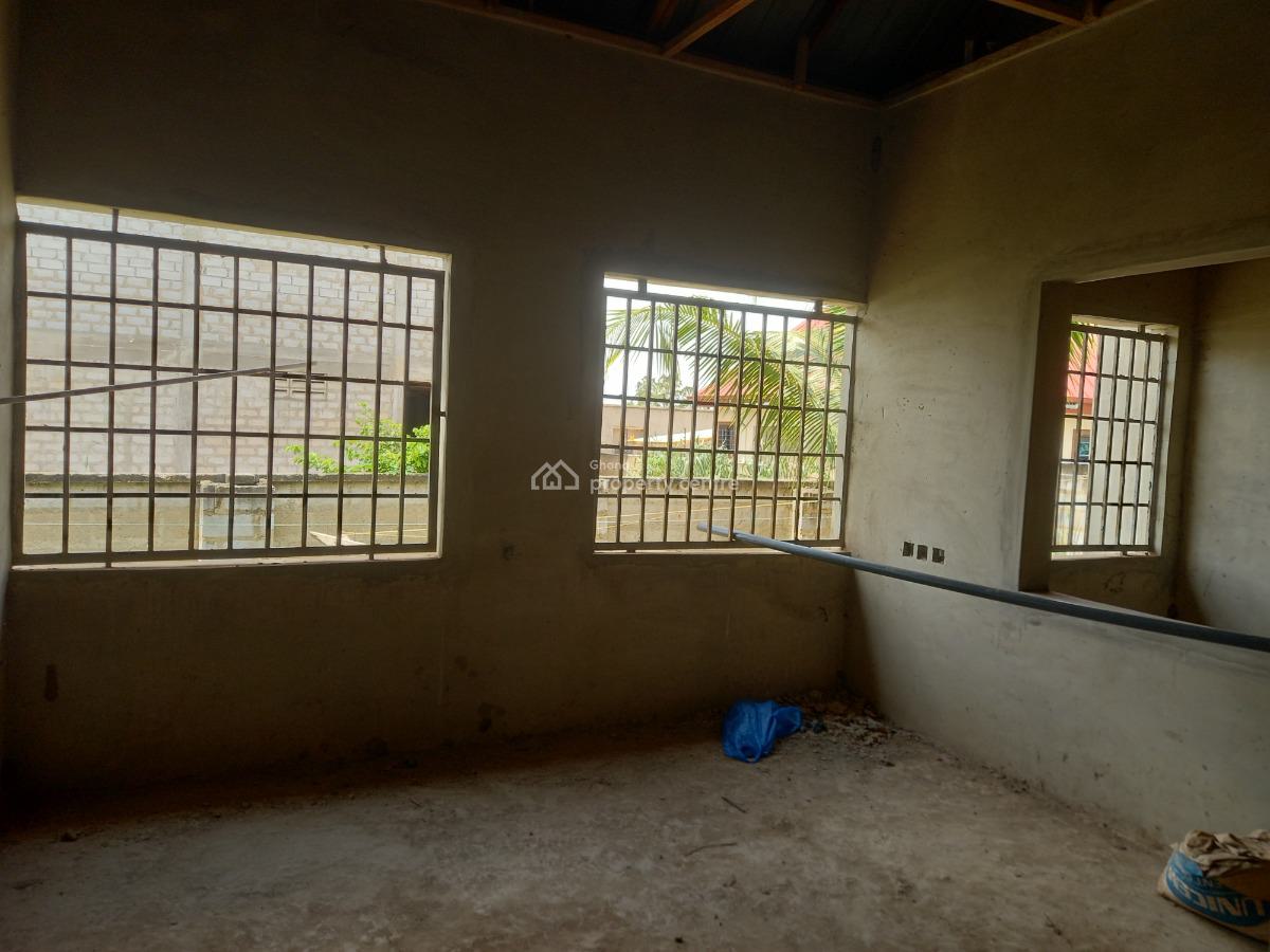 6 Bedrooms, Konkorli, Near Santasi/ Ahodwo Daban., Kumasi Metropolitan, Ashanti, House for Sale