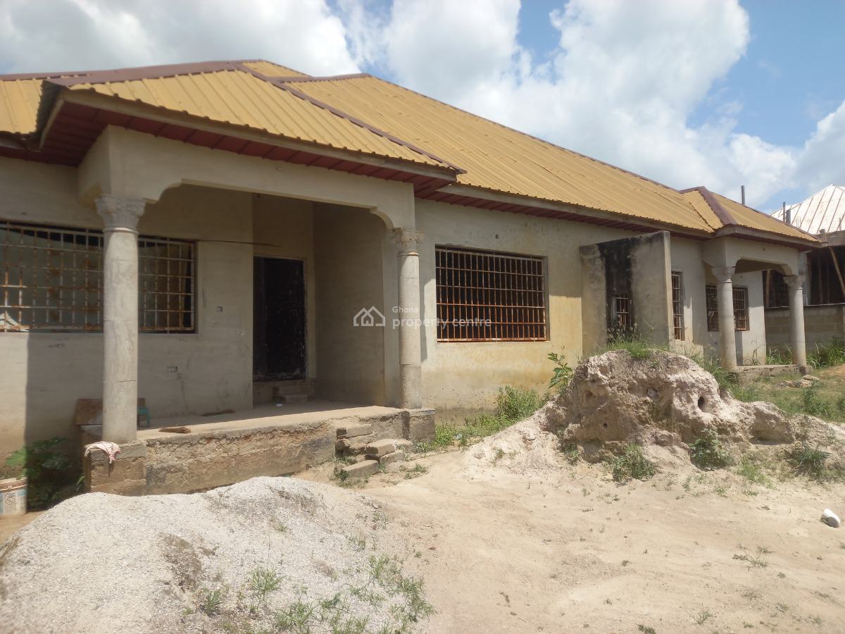 6 Bedrooms, Konkorli, Near Santasi/ Ahodwo Daban., Kumasi Metropolitan, Ashanti, House for Sale