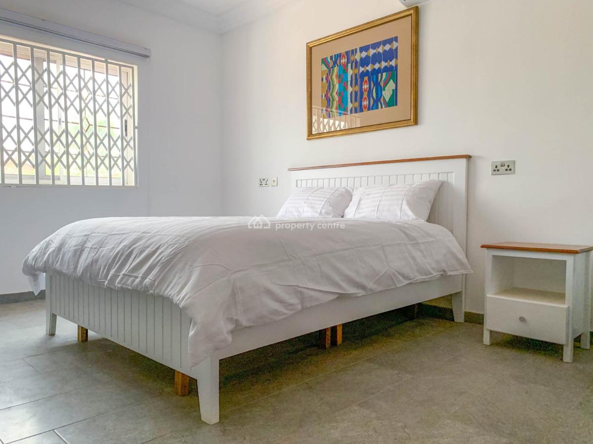 Luxury 16 Bedrooms, Pokuase Hill Top, Pokuase (pokoasi), Ga West Municipal, Accra, Hotel / Guest House for Sale